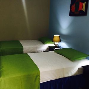 Twin Room Fan